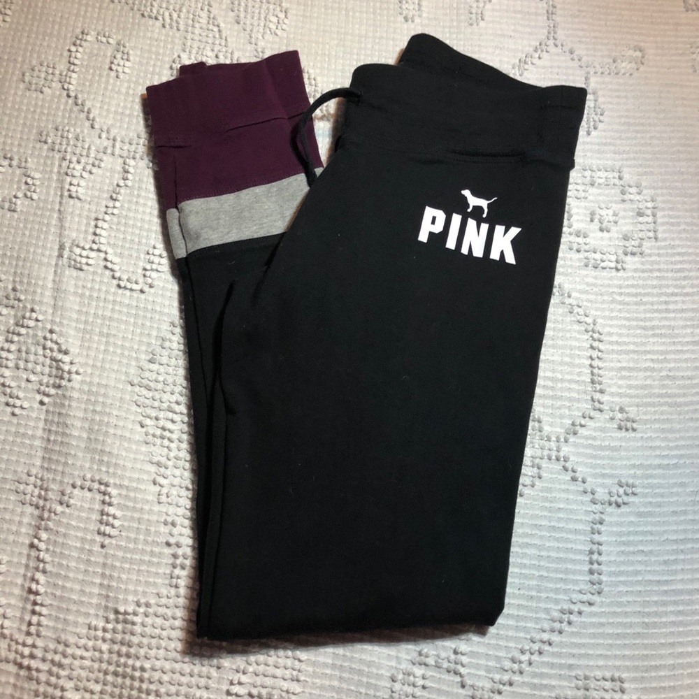 PINK yoga leggings